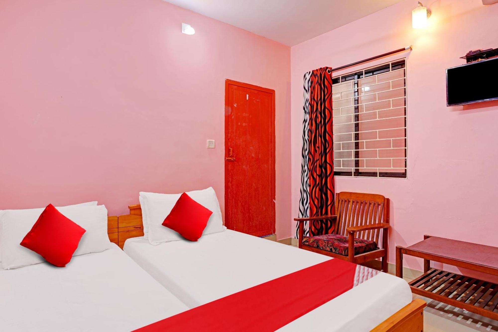 Trippapur Hotel O Safa Inn מראה חיצוני תמונה