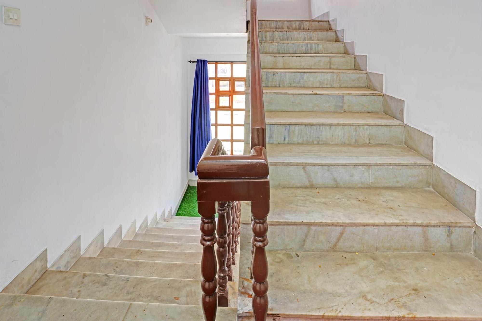 Trippapur Hotel O Safa Inn מראה חיצוני תמונה