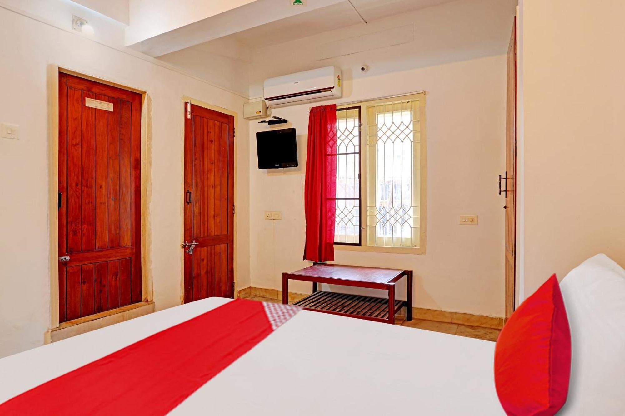 Trippapur Hotel O Safa Inn מראה חיצוני תמונה