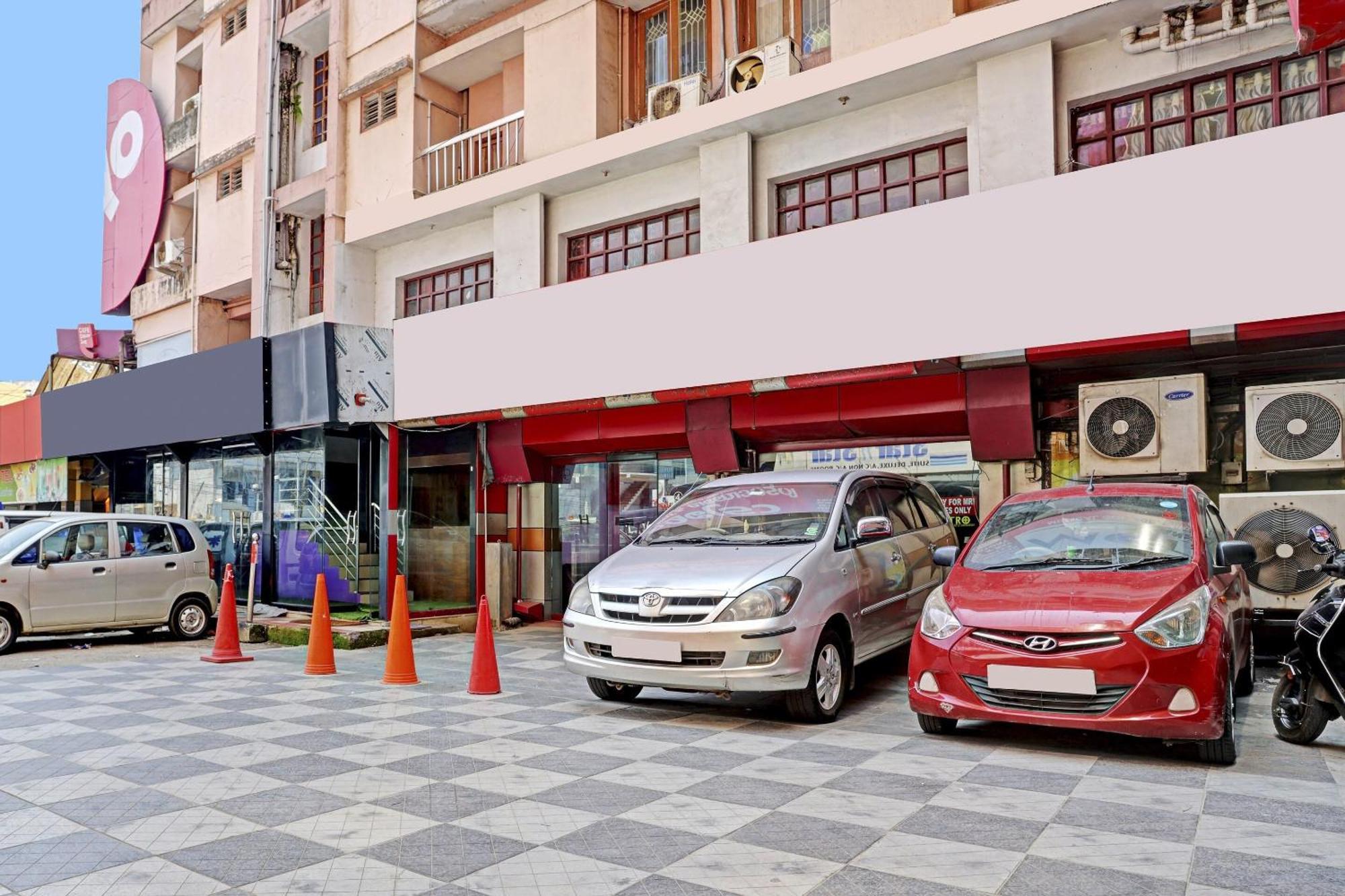 Trippapur Hotel O Safa Inn מראה חיצוני תמונה
